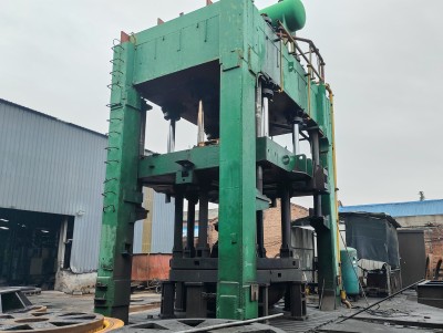 Mesin pencetakan 3000T